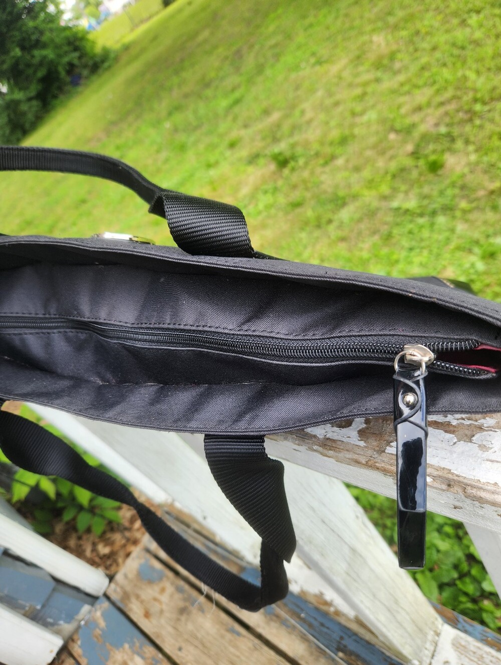 Franco Sarto Black Nylon Tote with Metal Logo Accent Zipper Closure Preloved - Picture 11 of 11